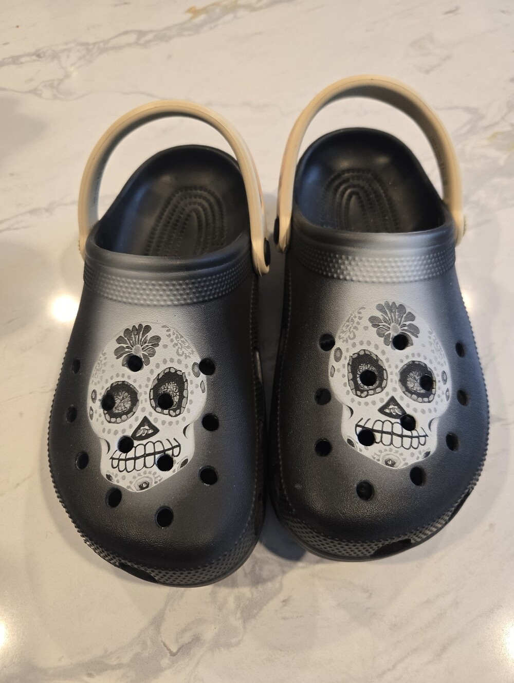 NWOT! CROCS Black DAY OF THE DEAD Clogs Womens Size 9